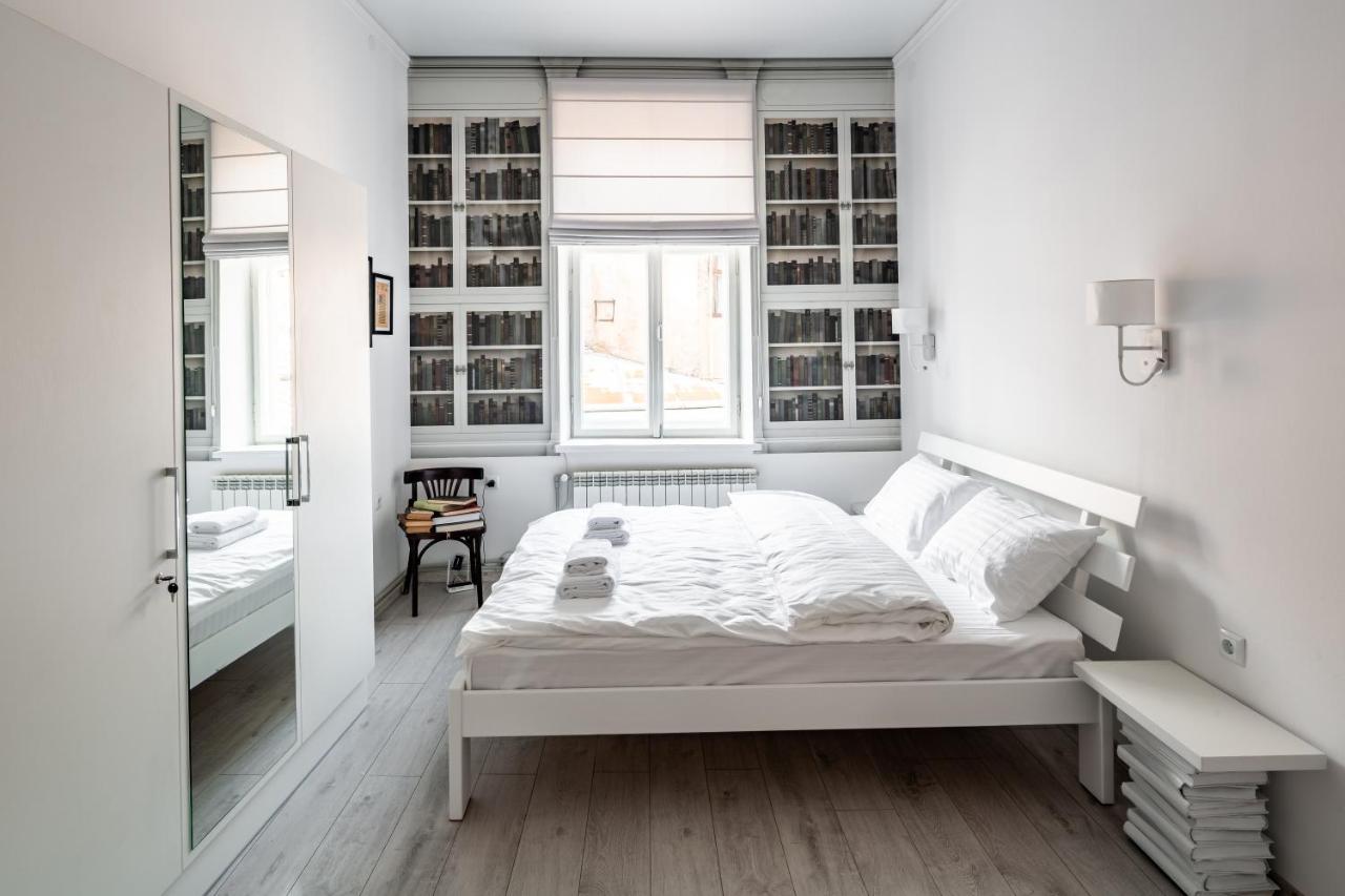 Bookinist Apartment リヴィウ エクステリア 写真