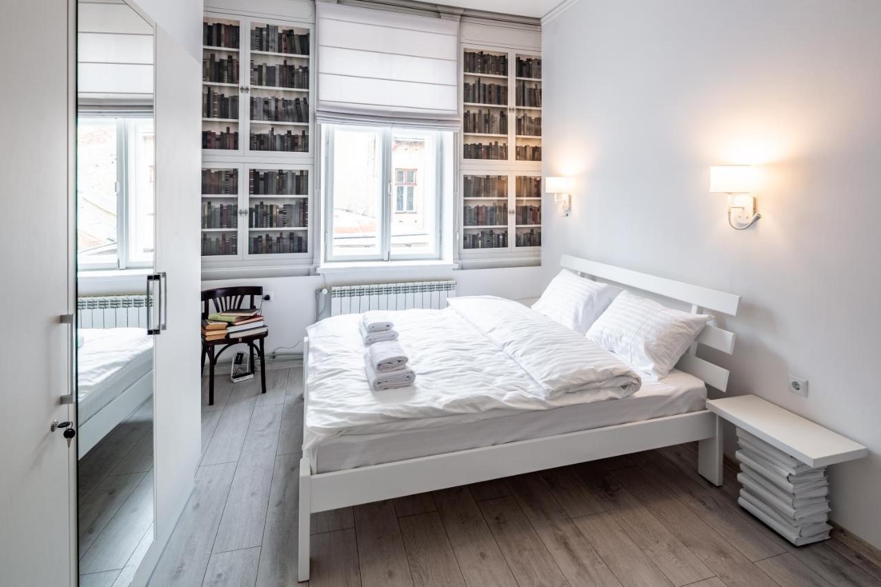 Bookinist Apartment リヴィウ エクステリア 写真