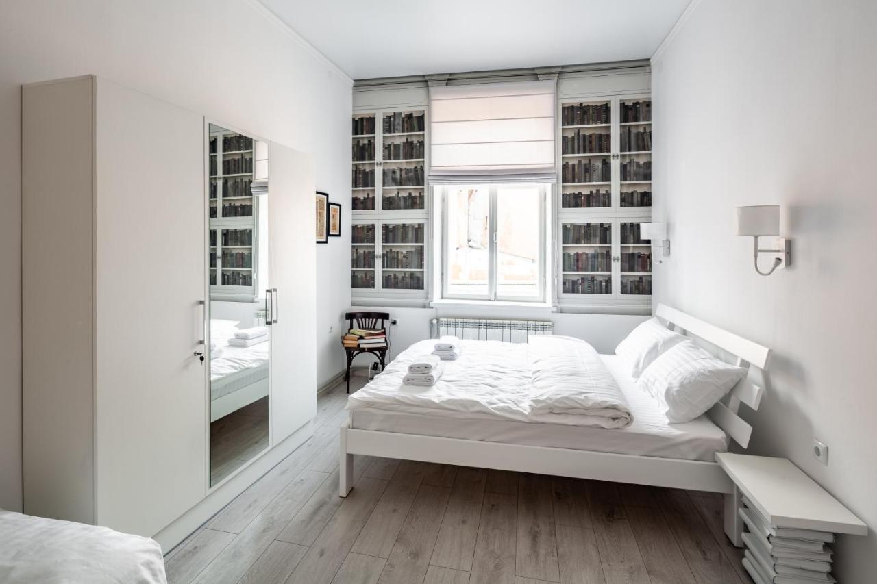 Bookinist Apartment リヴィウ エクステリア 写真