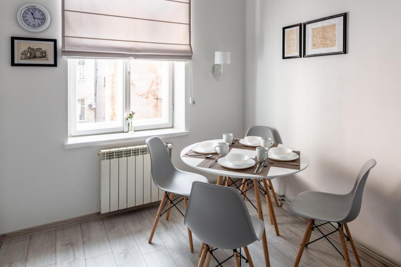 Bookinist Apartment リヴィウ エクステリア 写真
