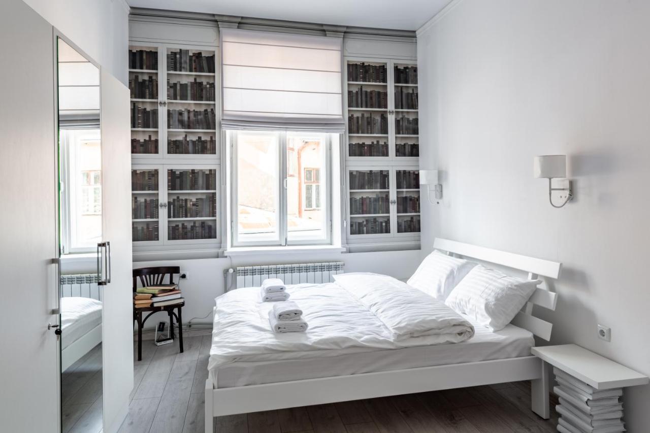 Bookinist Apartment リヴィウ エクステリア 写真