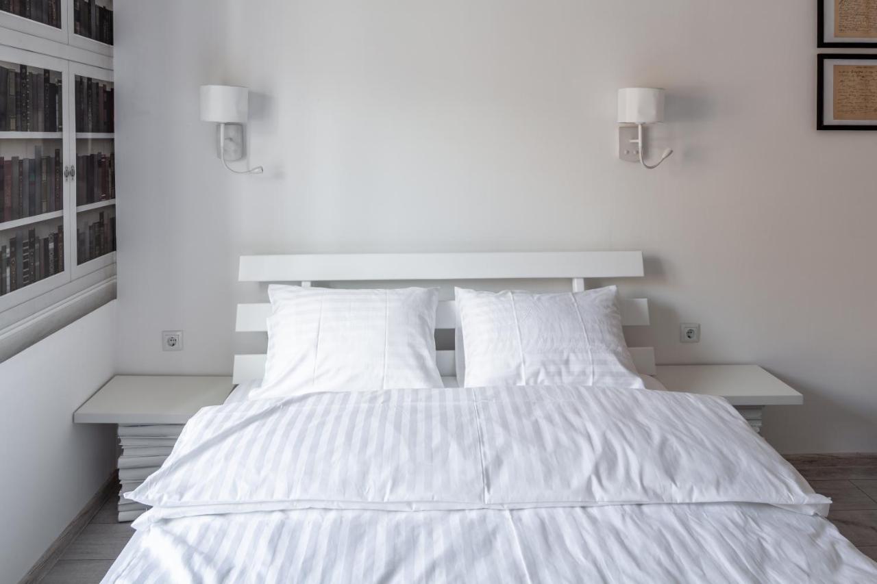 Bookinist Apartment リヴィウ エクステリア 写真