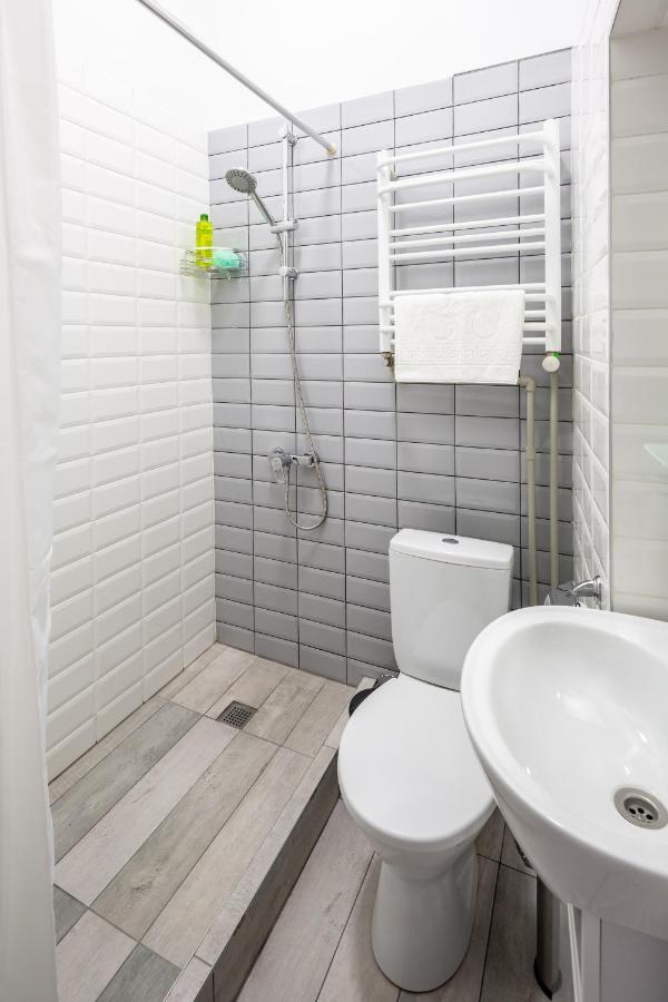 Bookinist Apartment リヴィウ エクステリア 写真