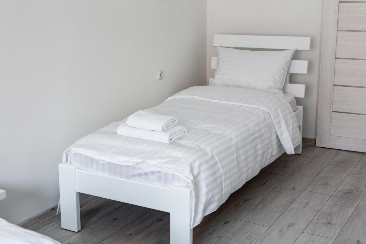 Bookinist Apartment リヴィウ エクステリア 写真