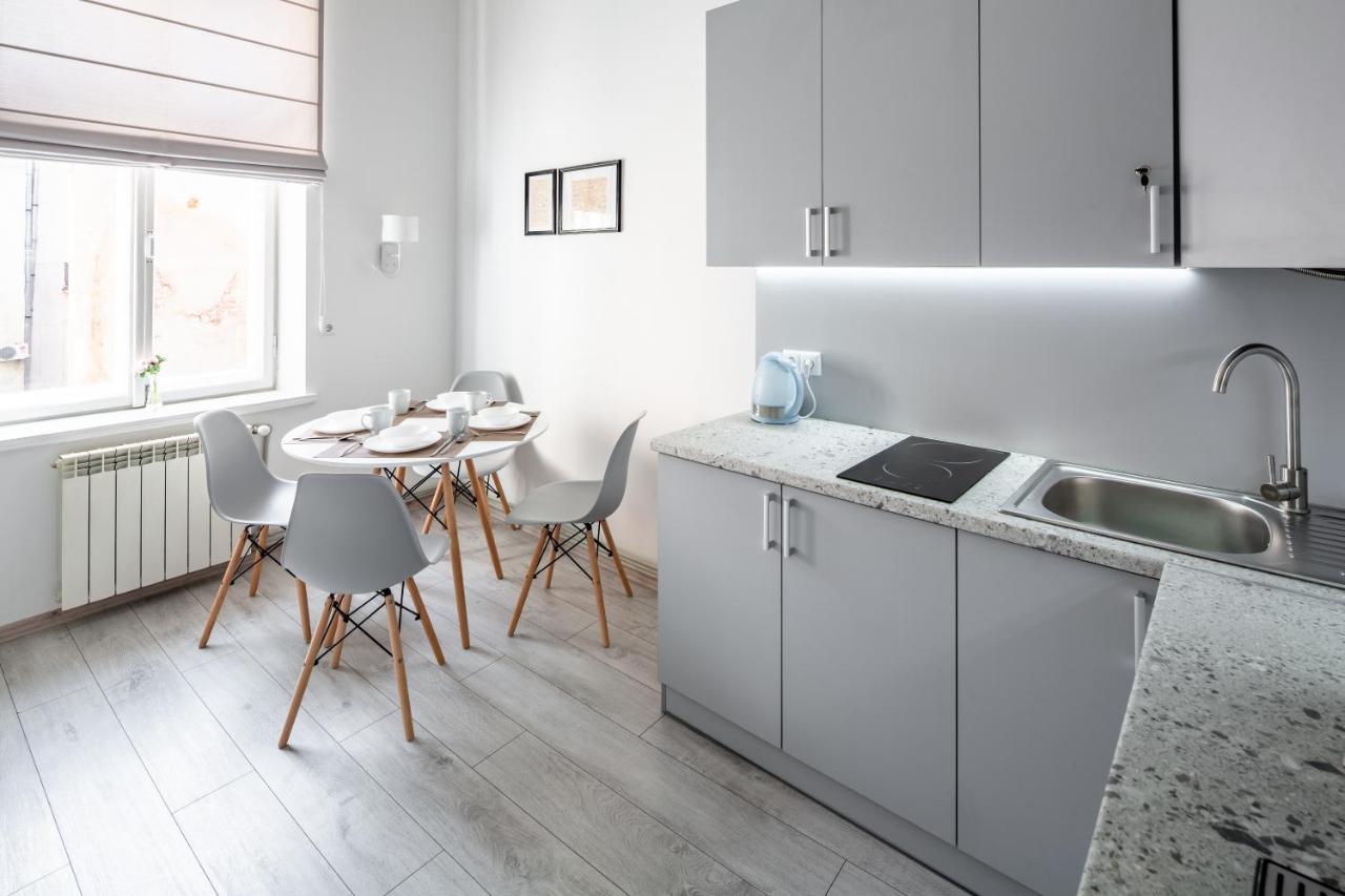 Bookinist Apartment リヴィウ エクステリア 写真